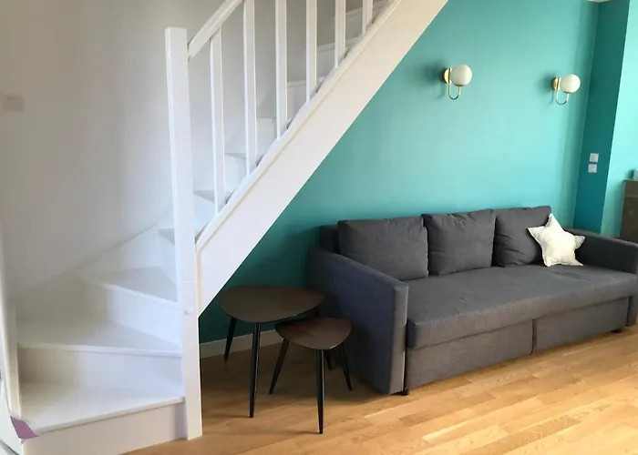 Apartment Triangle D Or *